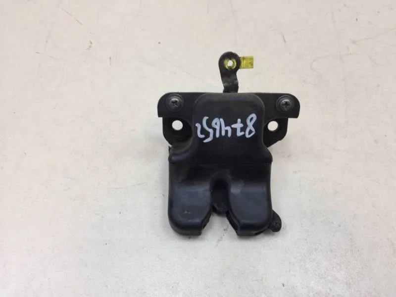 Замок багажника Kia Rio 2 (JB) 2005-2011