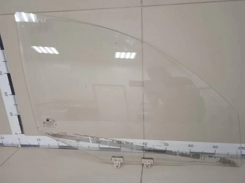 Стекло двери передней правой Nissan Almera Classic (B10) 2006-2013