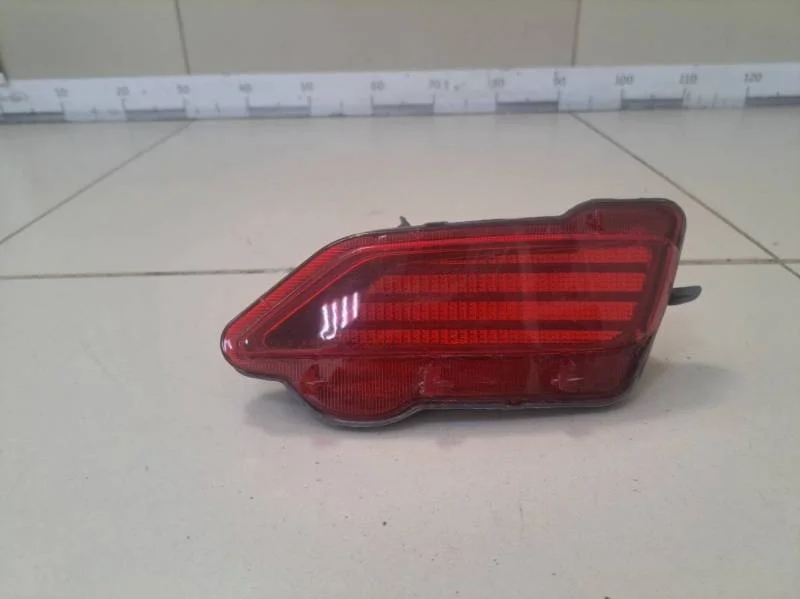 Фонарь задний противотуманный Toyota Rav 4 (A40) 2013>