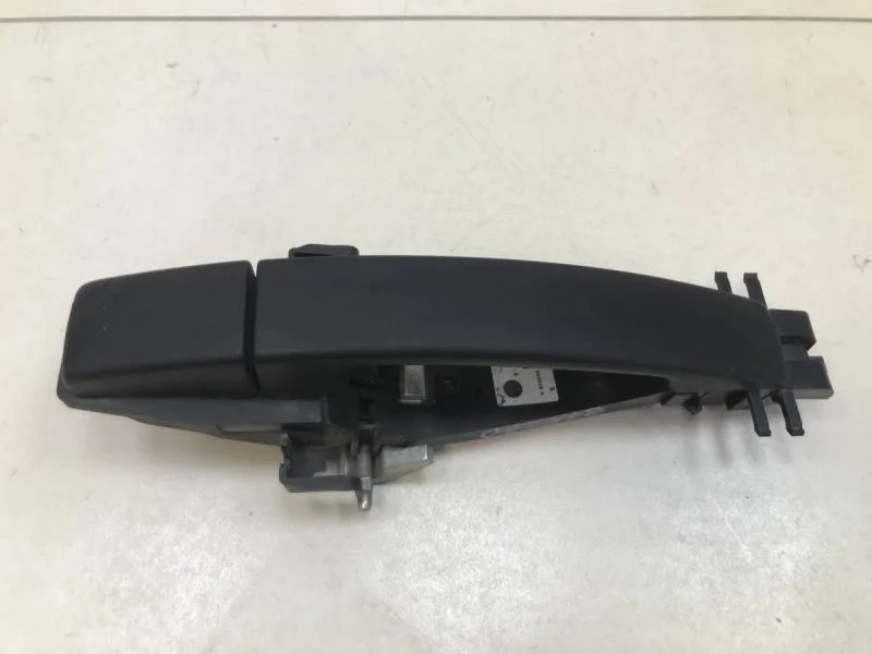 Ручка двери задней наружная правая Land Rover Discovery 3 2004-2009
