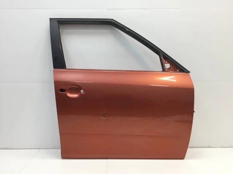 Дверь передняя правая Skoda Fabia (5J) 2007-2014
