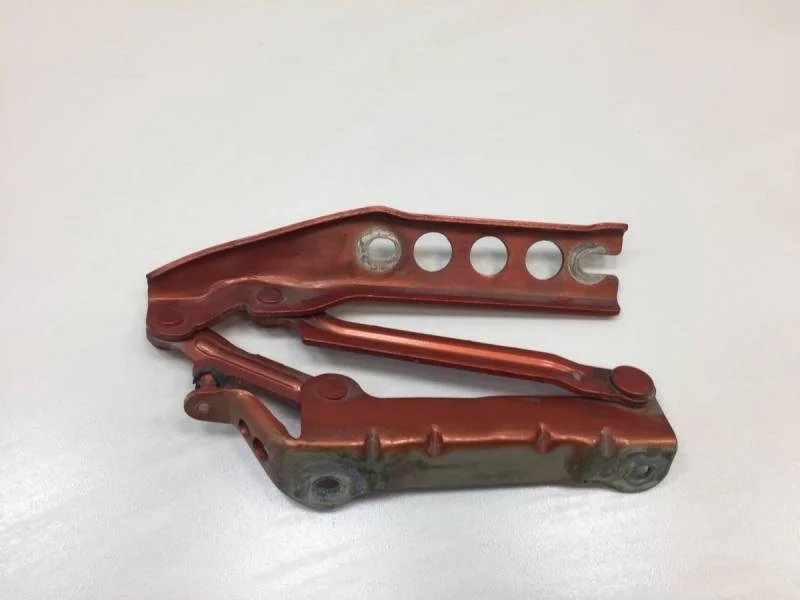 Петля капота левая Skoda Fabia (5J) 2007-2014