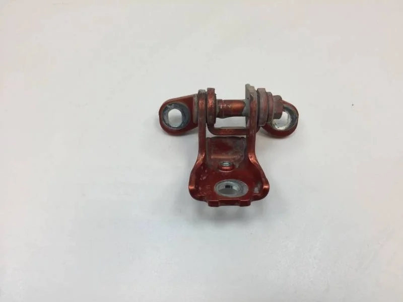 Петля двери Skoda Fabia (5J) 2007-2014