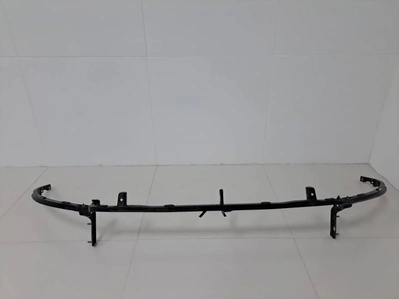 Усилитель переднего бампера Toyota Camry (XV30) 2001-2006