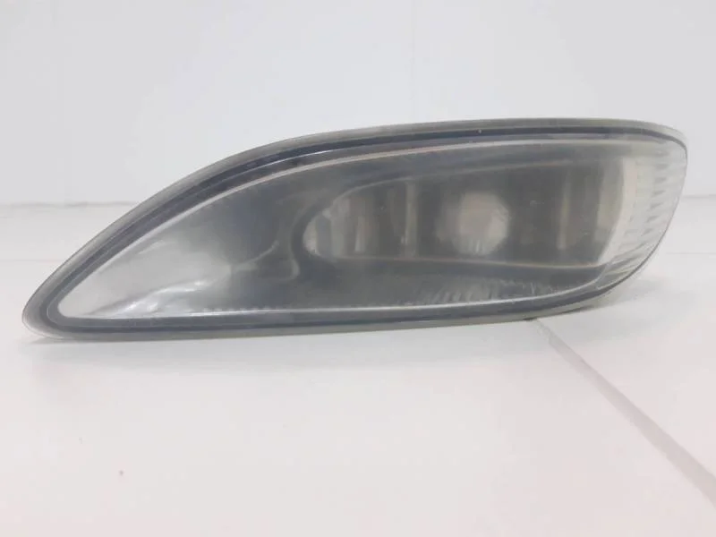 Фара противотуманная левая Toyota Camry (XV30) 2001-2006