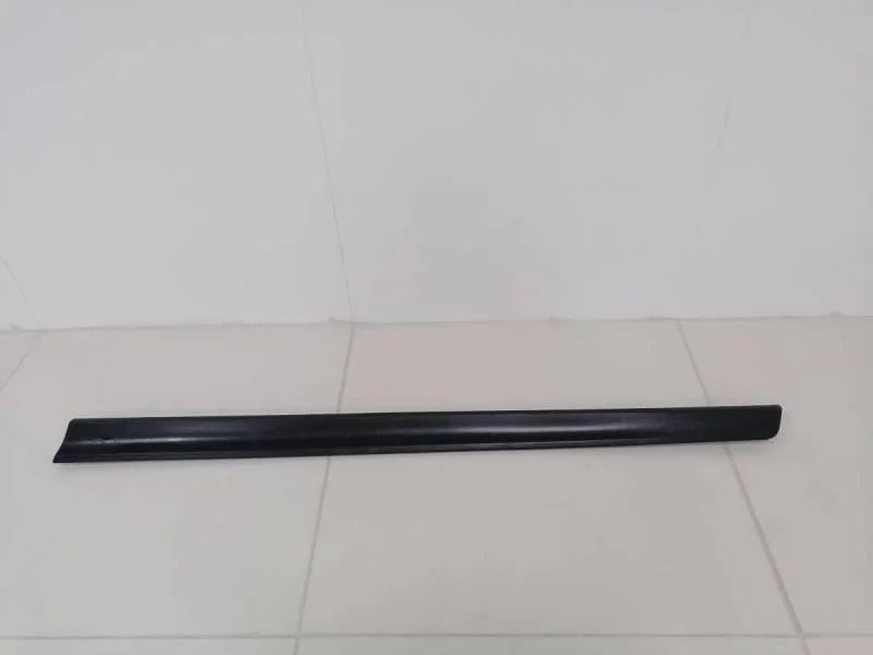 Молдинг передней правой двери Nissan X-Trail 3 (T32) 2014>