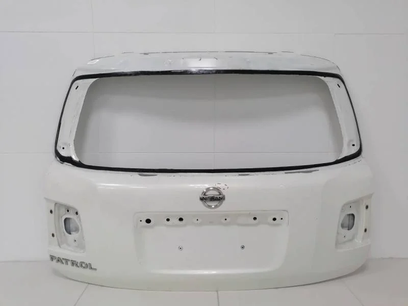 Дверь багажника Nissan Patrol (Y62) 2010>