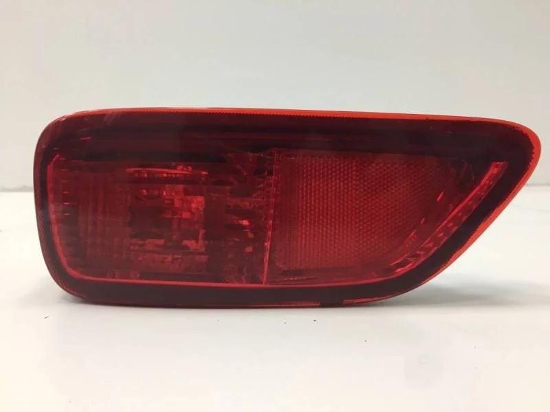 Фонарь задний в бампер левый Nissan Patrol (Y62) 2010>