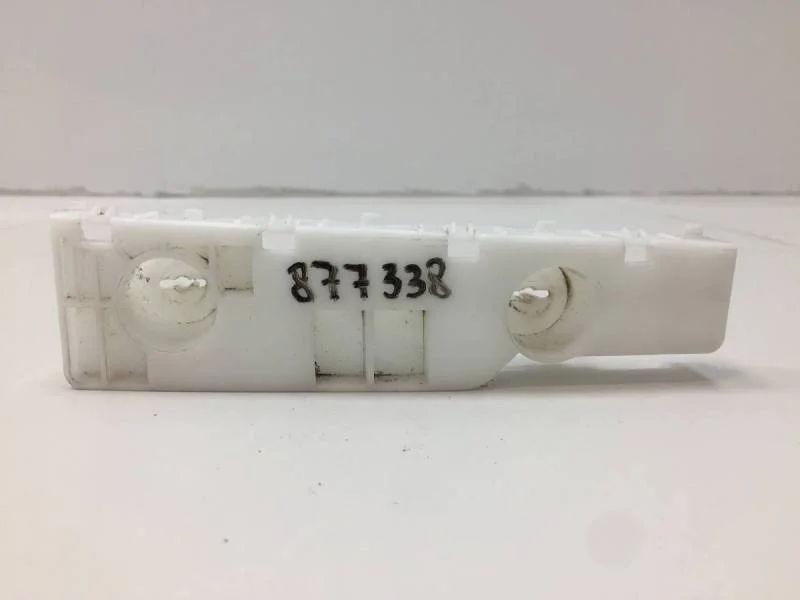 Кронштейн переднего бампера левый Nissan Patrol (Y62) 2010>