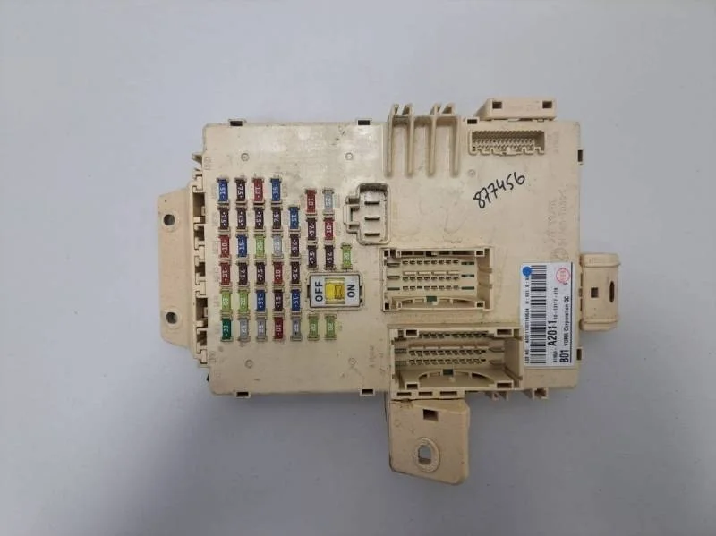 Блок предохранителей Kia Ceed (JD) 2012-2018