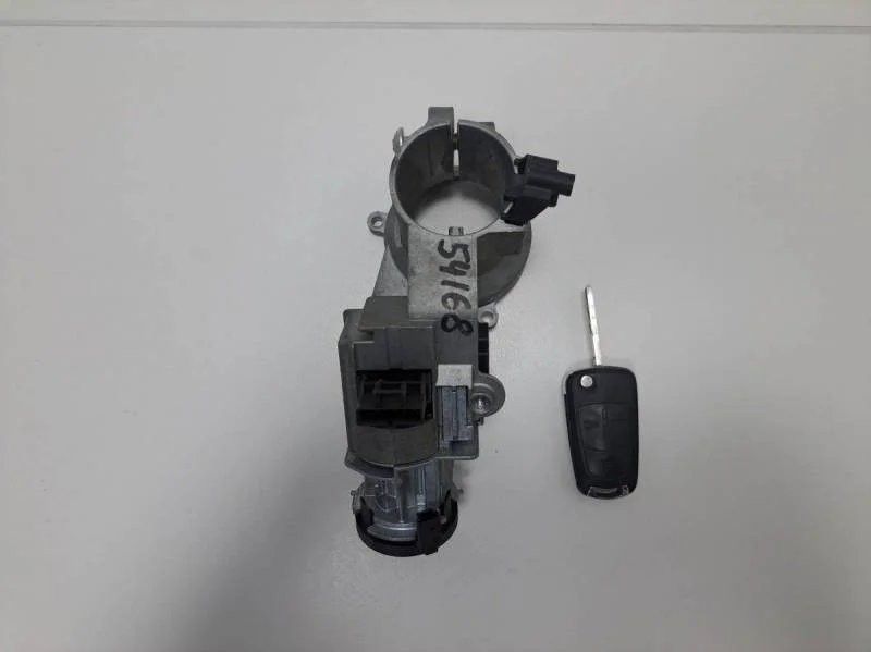 Замок зажигания Opel Corsa (D) 2006-2015