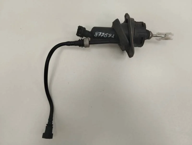 Цилиндр сцепления главный Ford Focus 2 (DA) 2005-2008