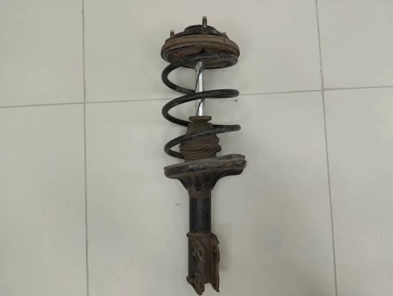 Амортизатор передний Mitsubishi Lancer 9  (CS/Classic) 2000-2011