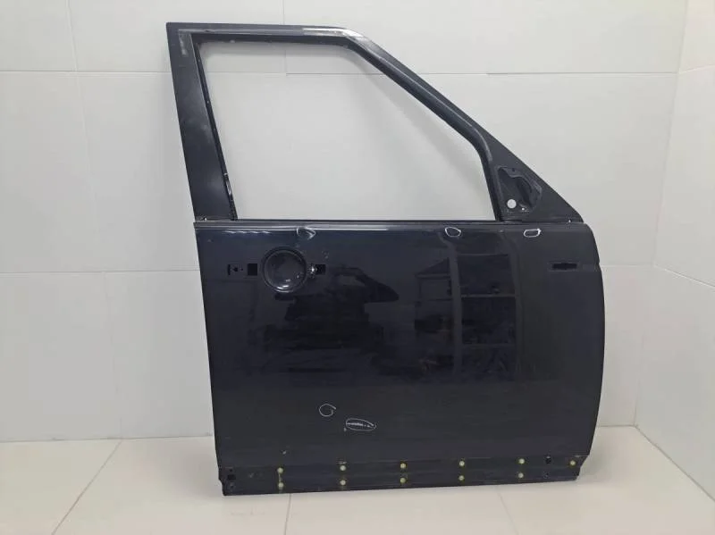 Дверь передняя правая Land Rover Discovery 3 2004-2009