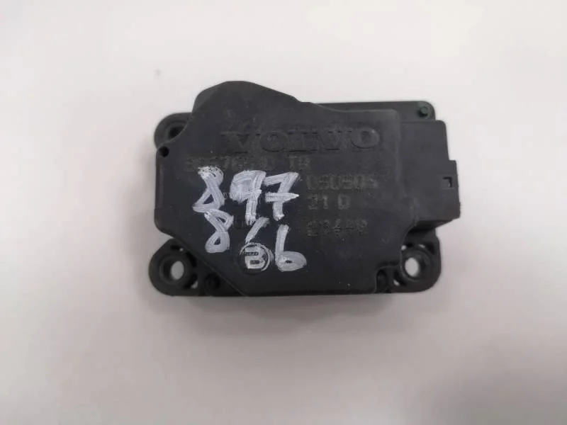 Моторчик заслонки печки Volvo XC90 2002-2015