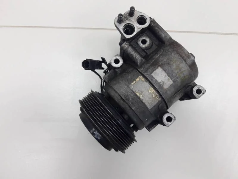 Компрессор системы кондиционирования Hyundai Starex (H1) 1997-2007