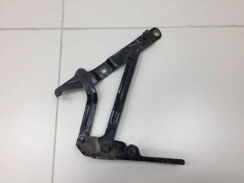 Петля крышки багажника Hyundai Sonata 4 (EF,Tagaz) 2001-2012