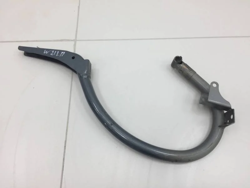 Петля крышки багажника Mercedes-Benz E-Class (W211) 2002-2009