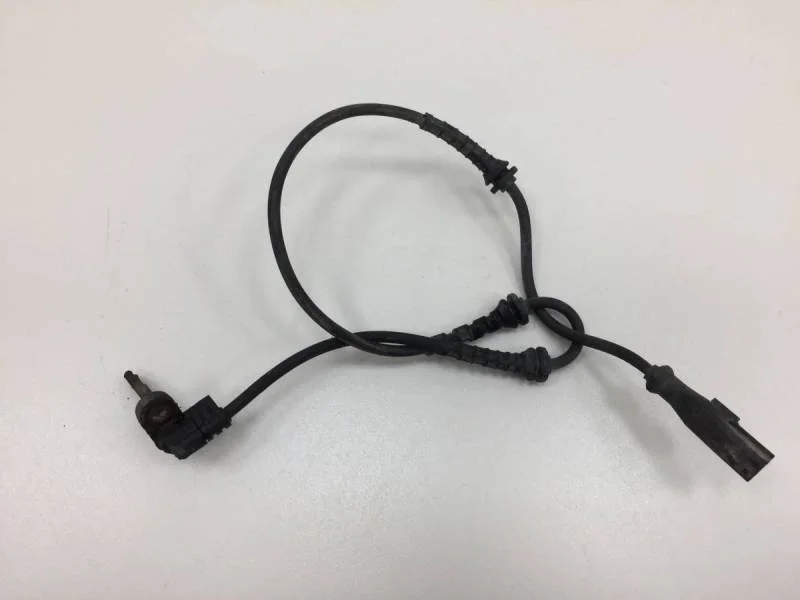 Датчик ABS передний Renault Duster 2012>