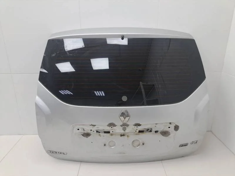 Дверь багажника со стеклом Renault Duster 2012>