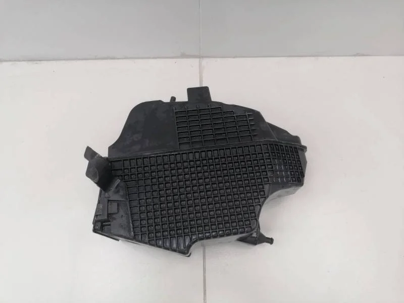 Корпус воздушного фильтра Renault Duster 2012>