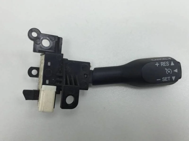 Переключатель круиз-контроля Toyota Corolla E120 2001-2007