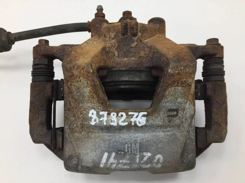 Суппорт передний правый Opel Astra J 2010-2017