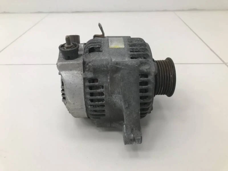 Генератор Toyota Corolla E120 2001-2007