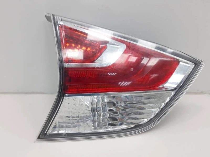 Фонарь задний внутренний левый Nissan X-Trail 3 (T32) 2014>