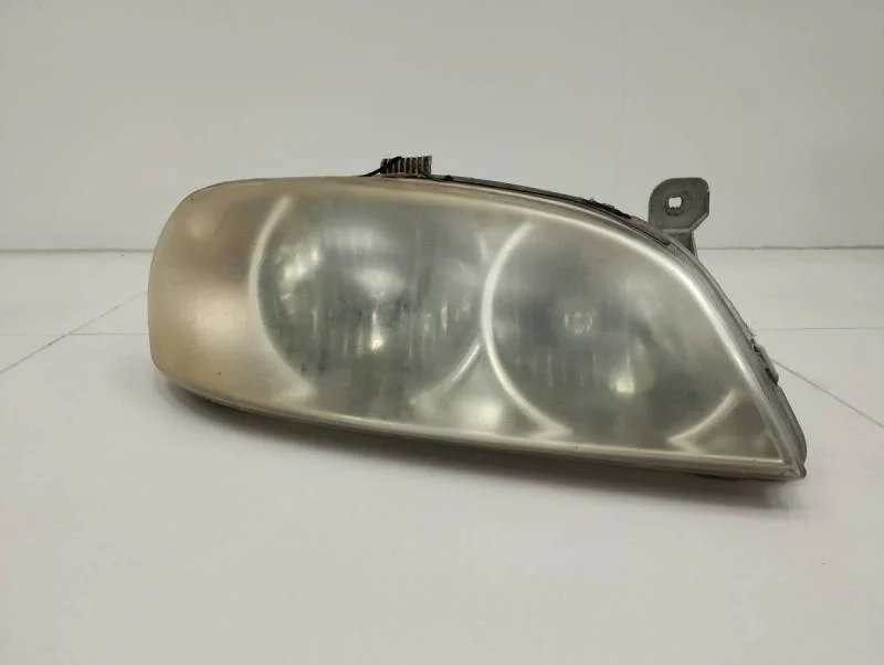 Фара правая Kia Spectra 2001-2011