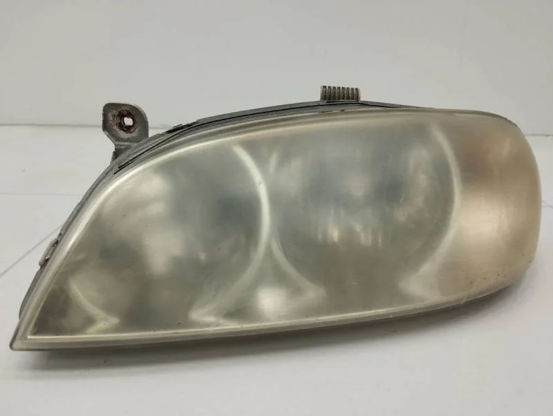 Фара левая Kia Spectra 2001-2011