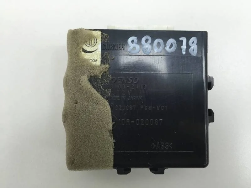 Блок управления парктроником Lexus RX 300/330/350/400h (XU30) 2003-2009