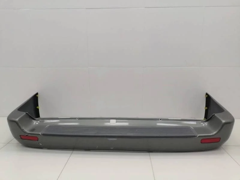 Бампер задний Toyota Land Cruiser (J100) 1998-2007