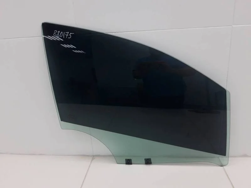 Стекло двери передней правой Renault Kaptur 2016>