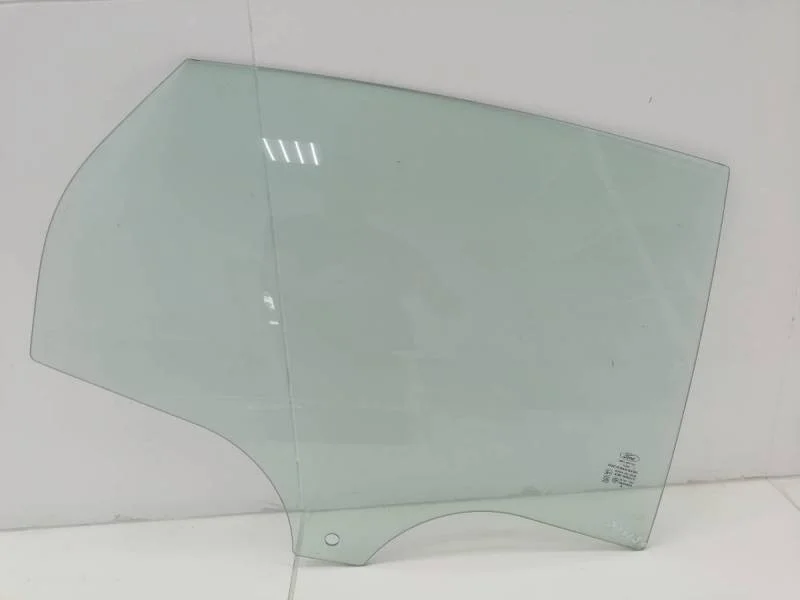 Стекло двери задней правой Ford Focus 3 2011>