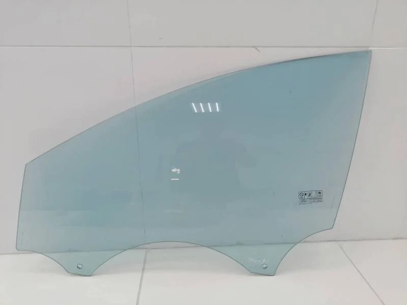 Стекло двери передней левой Ford Focus 3 2011>