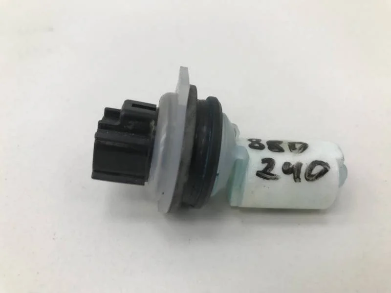 Датчик уровня в бачок омывателя Lexus RX 300/330/350/400h (XU30) 2003-2009