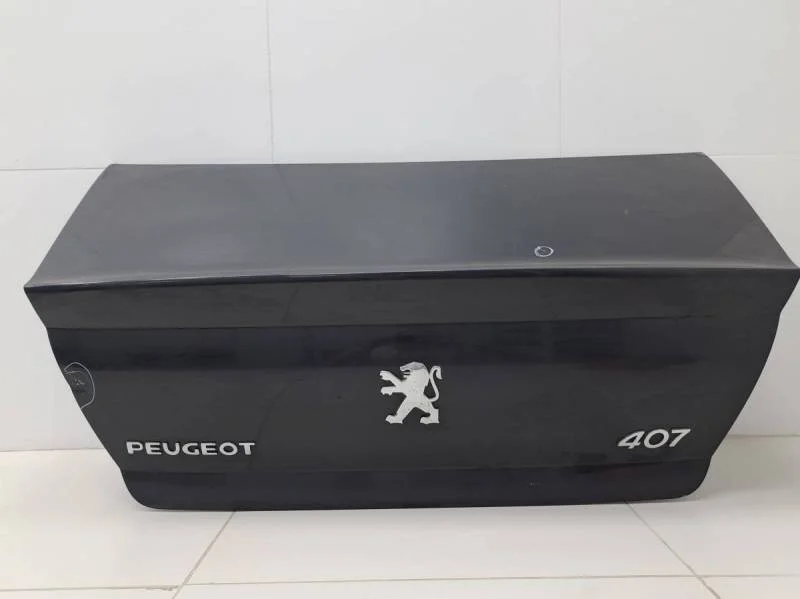 Крышка багажника Peugeot 407 2004-2010