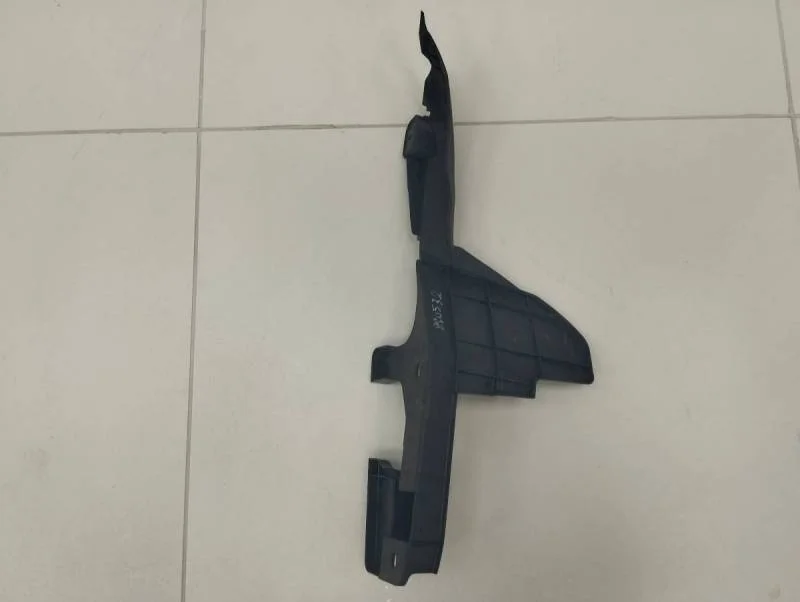 Воздуховод радиатора Lexus RX 300/330/350/400h (XU30) 2003-2009