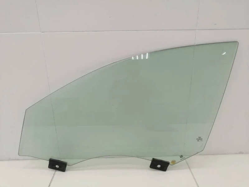 Стекло двери передней левой Audi A8 (D4) 2010-2017