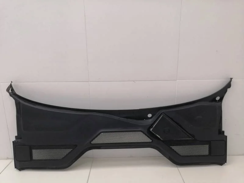 Решетка стеклооч. (планка под лобовое стекло, жабо) Audi A8 (D4) 2010-2017