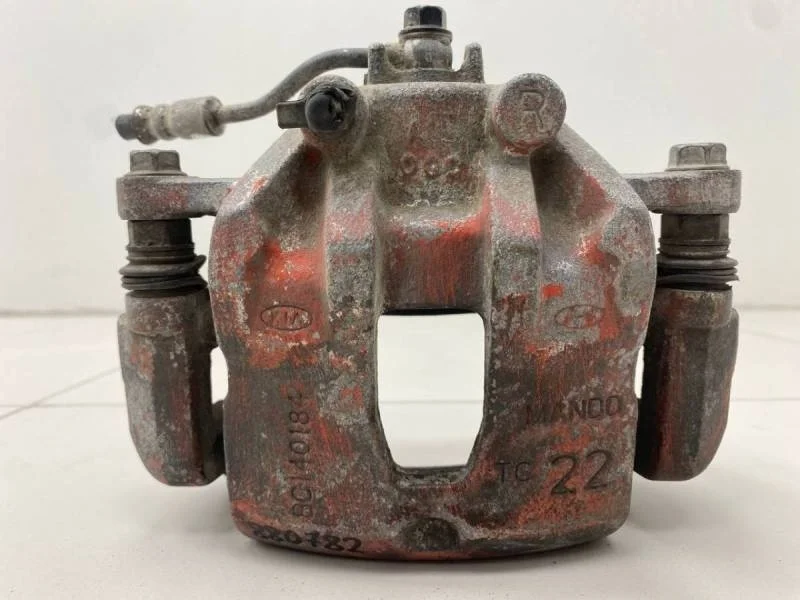 Суппорт передний правый Hyundai Solaris 2010-2017