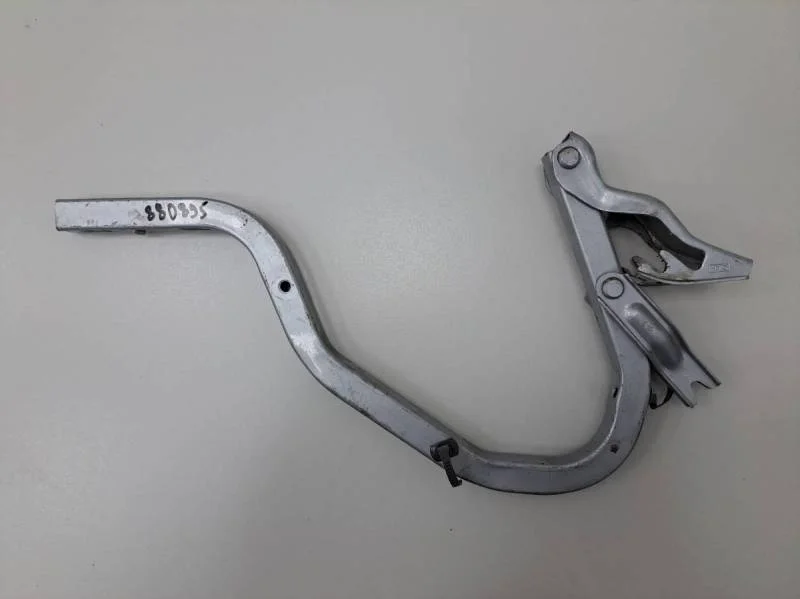 Петля крышки багажника Hyundai Accent (LC, Tagaz) 2000-2012