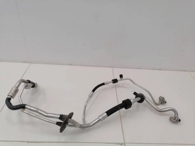 Трубка кондиционера Audi A8 (D4) 2010-2017