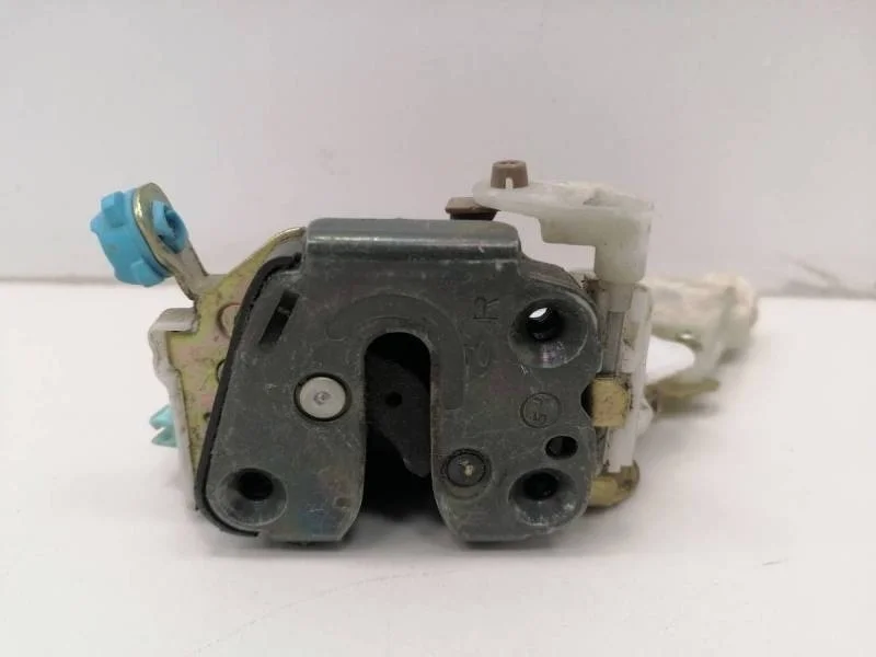 Замок двери передней правой Nissan Almera Classic (B10) 2006-2013