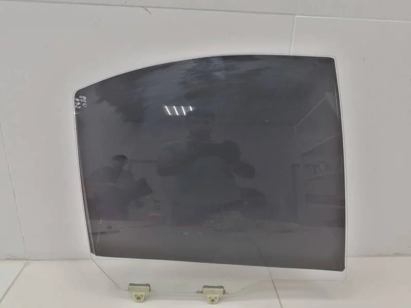 Стекло двери задней правой Nissan Almera Classic (B10) 2006-2013