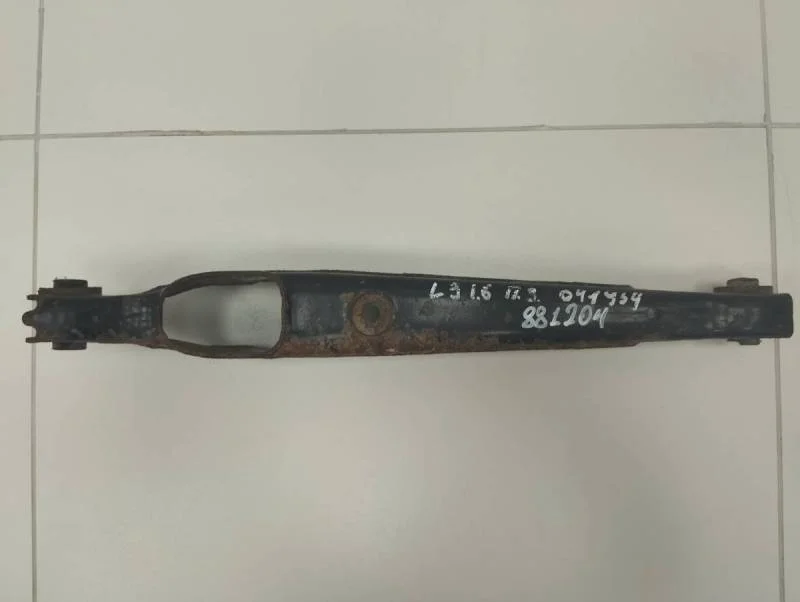 Рычаг задний нижний Mitsubishi Lancer 9  (CS/Classic) 2000-2011