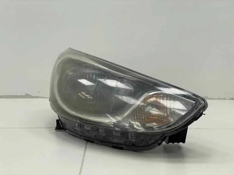 Фара правая Hyundai Solaris 2010-2017