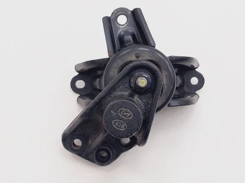 Опора двигателя правая Hyundai Solaris 2010-2017