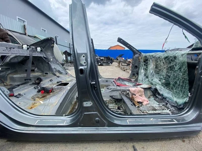 Порог со стойкой правый Hyundai Solaris 2010-2017